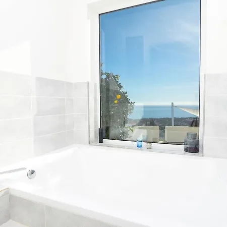 Graham Holiday - La Palmera Villa Moraira